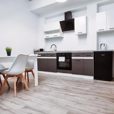 Sunny Apartment 8 Cracovia Exterior foto